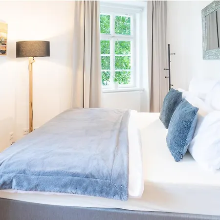 River View Apartment *
